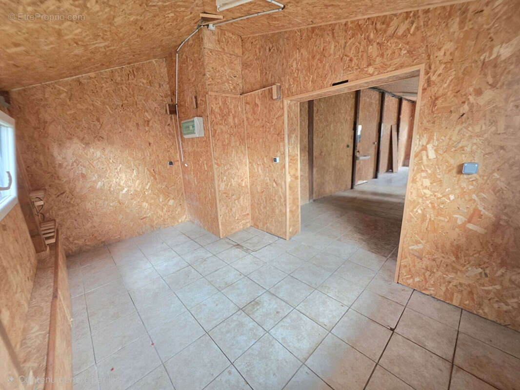 Maison Verrieres De Joux 5 pièce(s) 167 m2 - photo 17