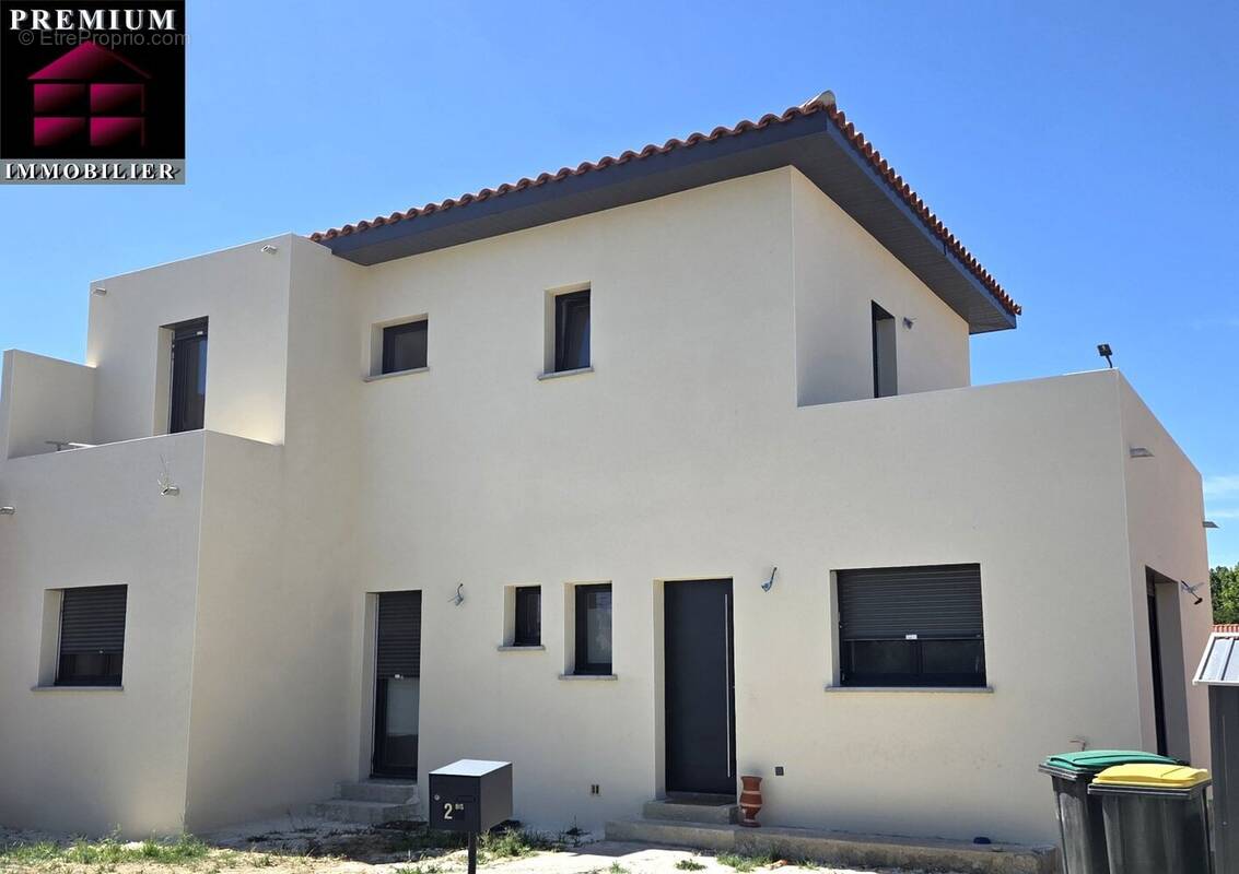 Maison à SAINT-ESTEVE