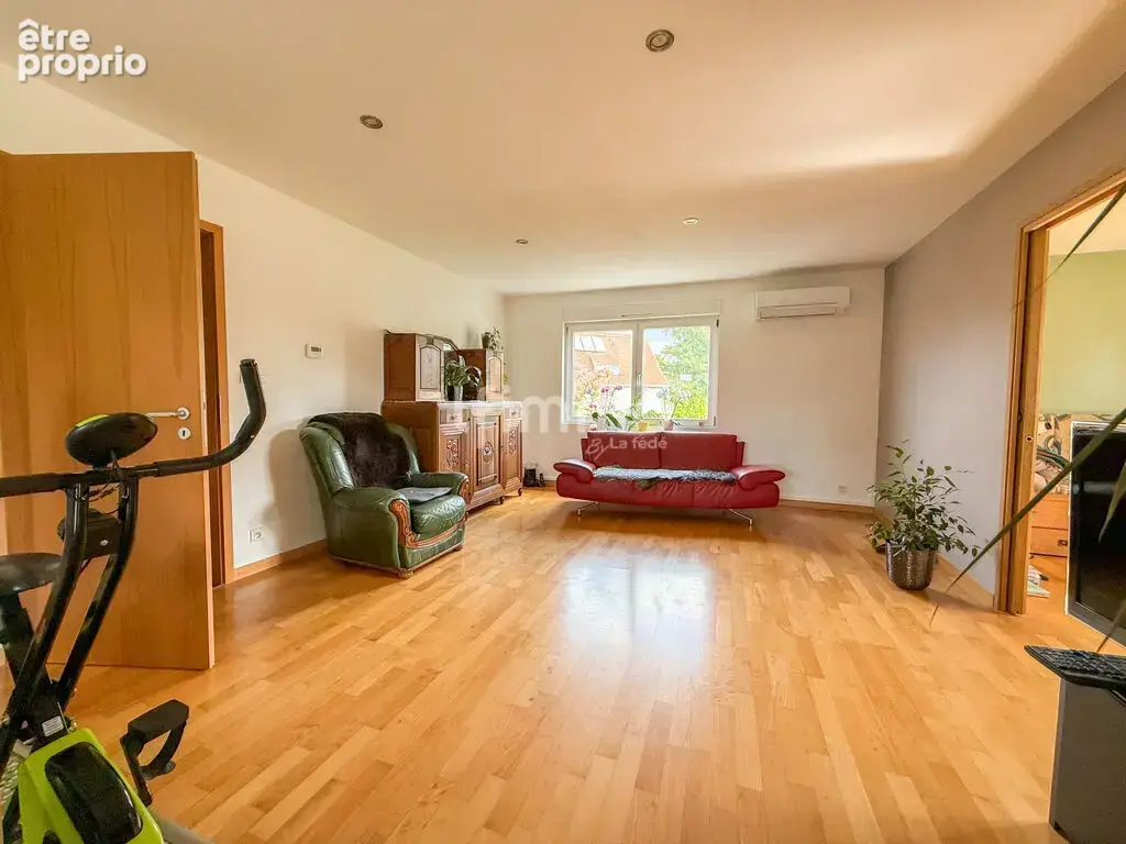 Maison bi-famille de 155m² sur 6,70 ares en quartier résidentiel - photo 3