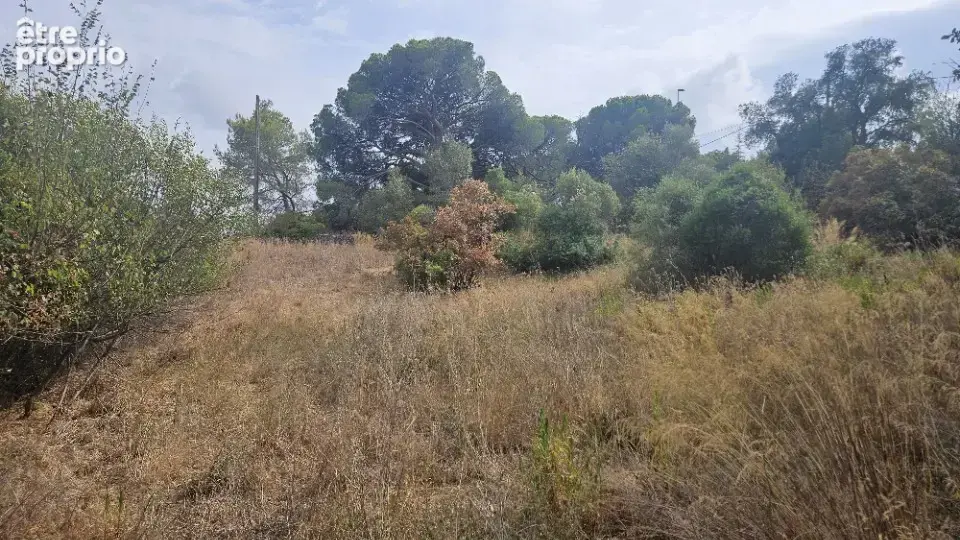 Terrain 559 m² à Frejus  - photo 2