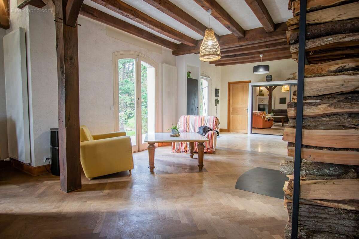 Maison à CHAMP-SUR-LAYON