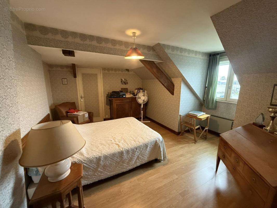 Maison 135 m² à Saint-Jean-Le-Blanc  - photo 5