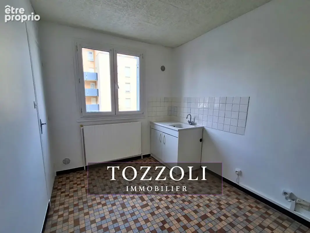 Appartement Bourgoin Jallieu 3 pièce(s) 56.79 m2 - photo 2