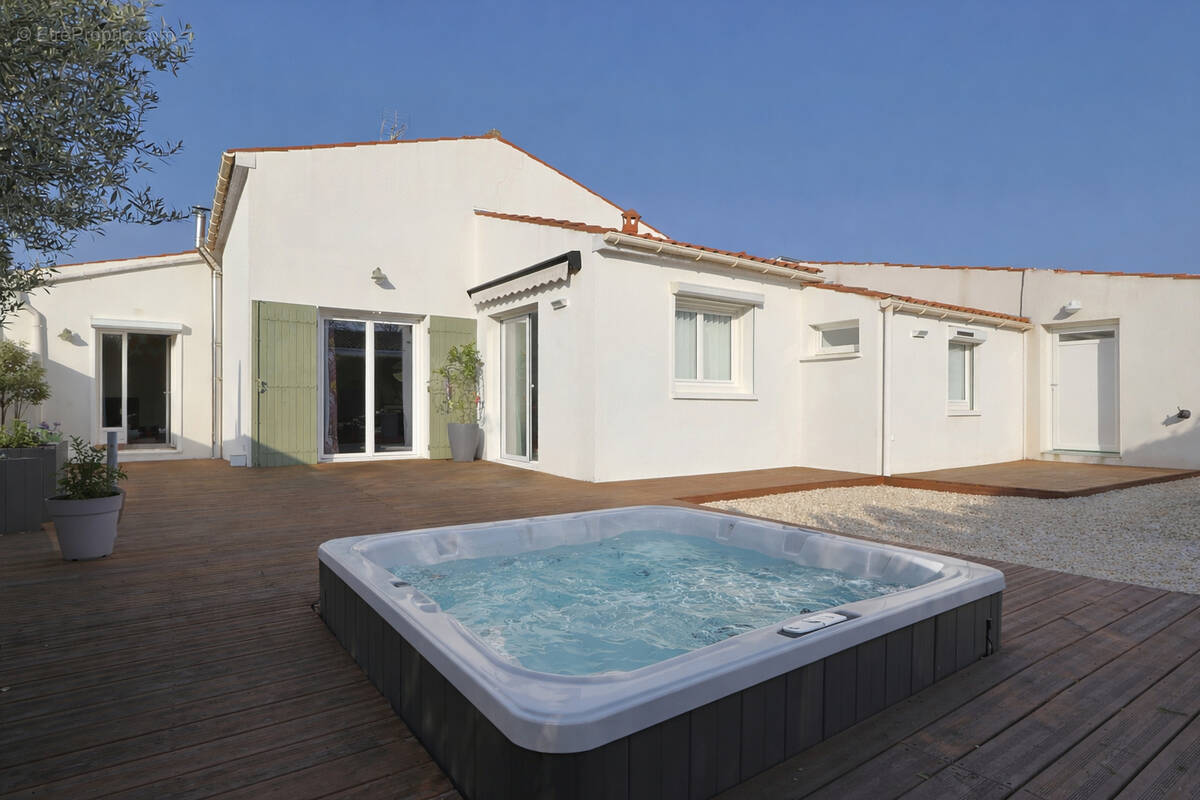Maison à BREUILLET