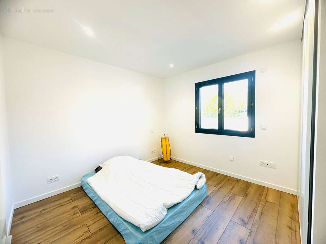 Maison à ONESSE-ET-LAHARIE