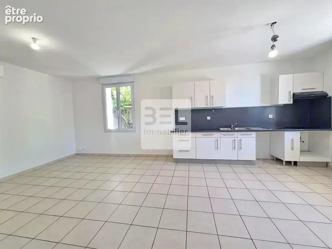 Maison avec 2 appartements a saint quentin la poterie - photo 4