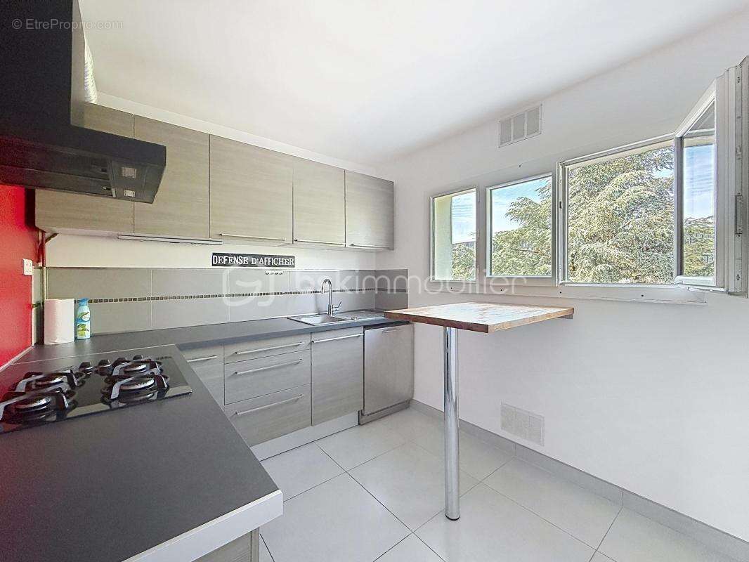Appartement à LIMEIL-BREVANNES
