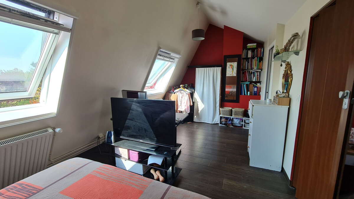 Maison à BURES-SUR-YVETTE