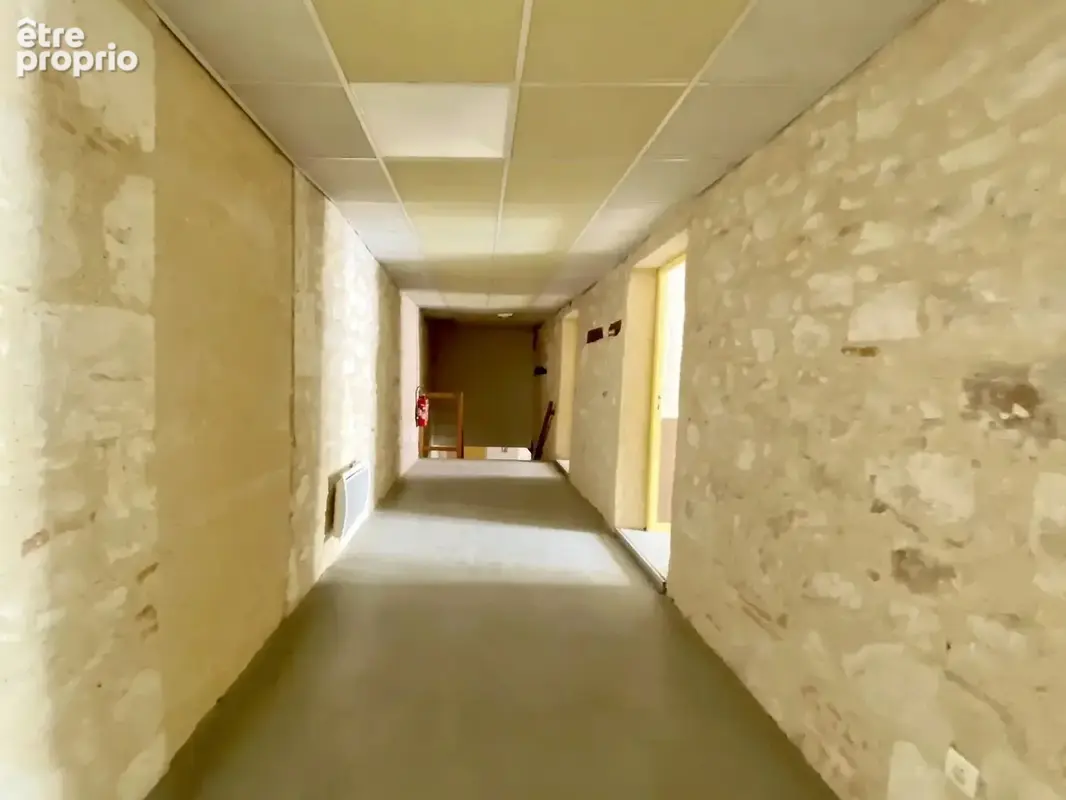Vaste immeuble de rapport au coeur de la bastide de Monflanquin - photo 4