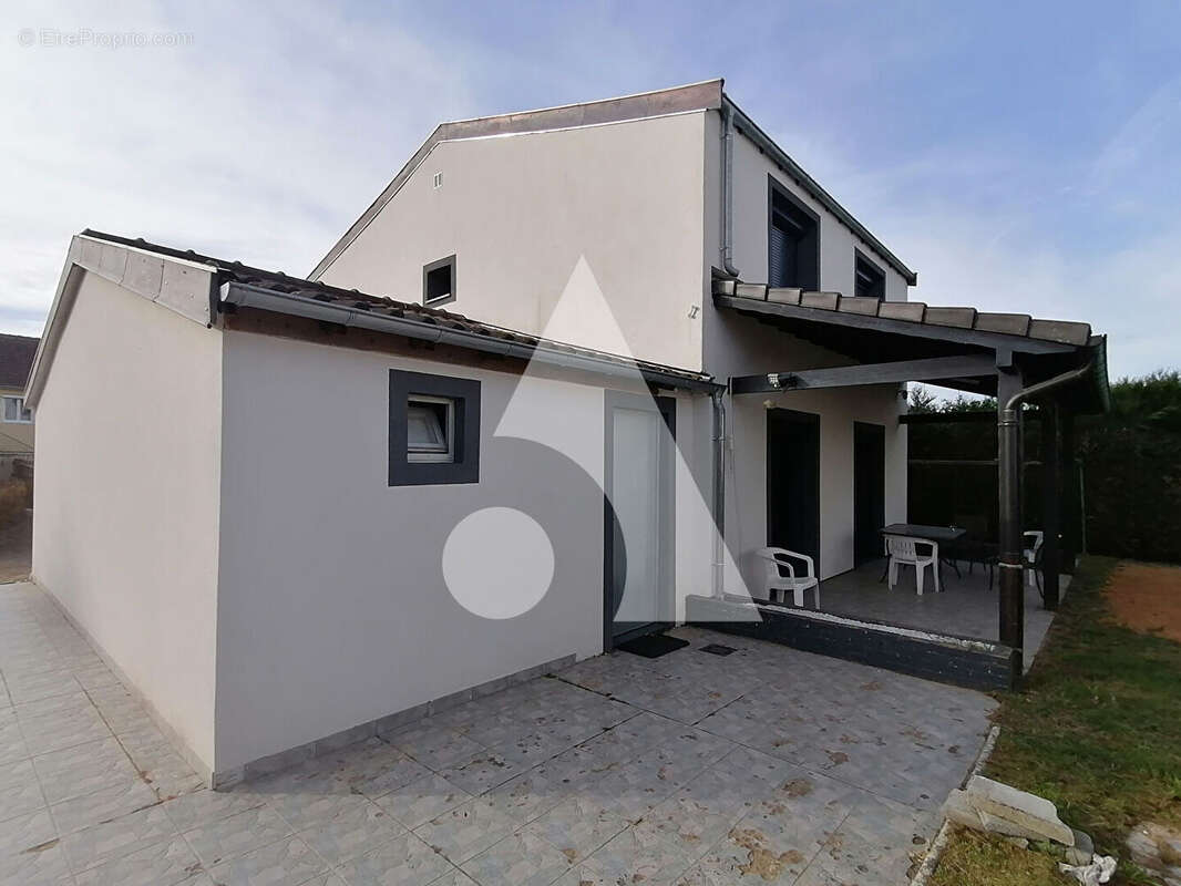 Maison à MONTCEAU-LES-MINES