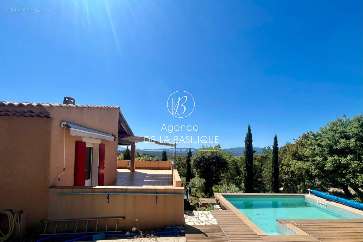 Maison à SAINT-MAXIMIN-LA-SAINTE-BAUME