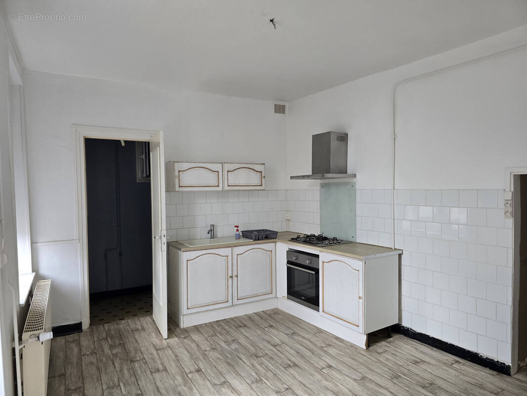 Maison à SAINT-MENGES