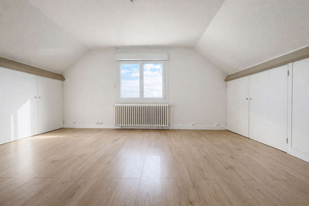 Maison 110 m2 - 4 chambres - photo 3