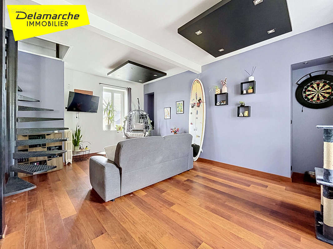 Appartement à DONVILLE-LES-BAINS