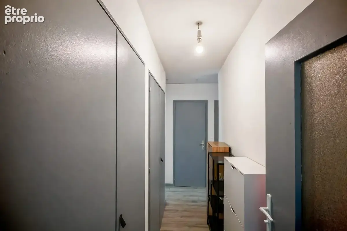 Appartement 74 m² à Cluses  - photo 7