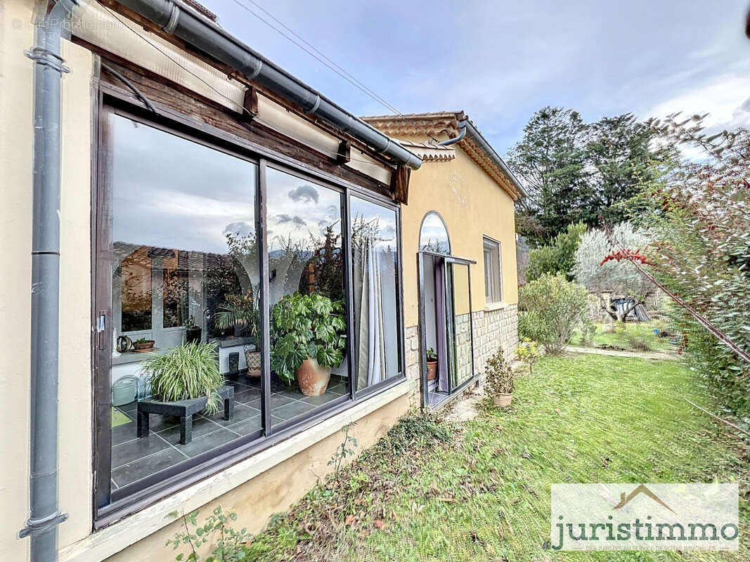 Maison à BUIS-LES-BARONNIES