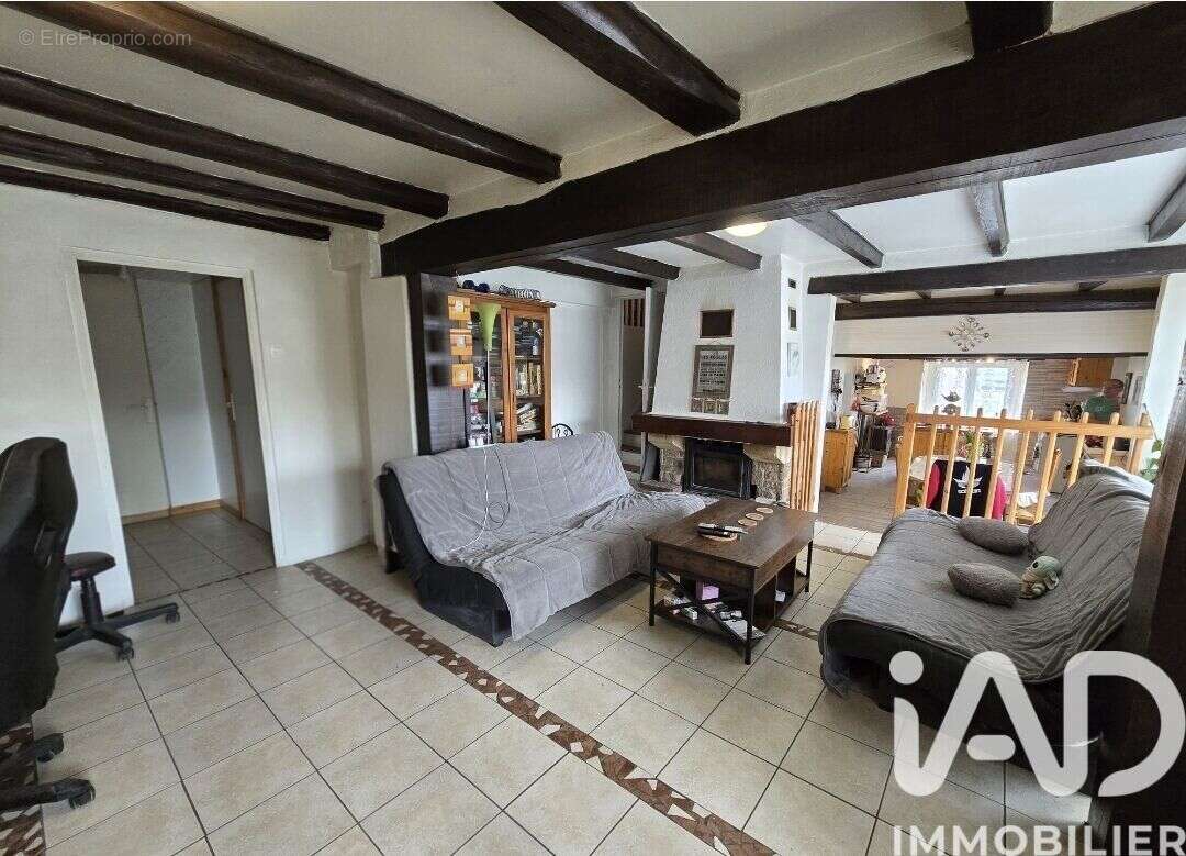 Maison 165 m² à Bainville-Aux-Miroirs  - photo 4