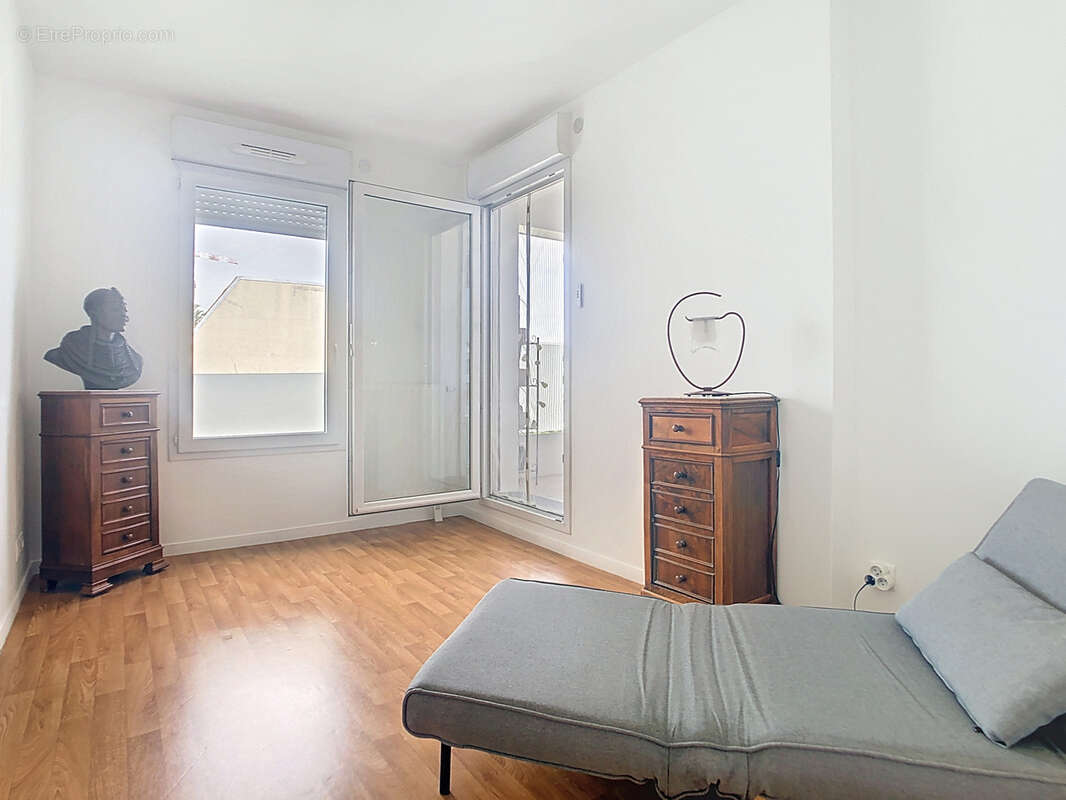 Appartement à NANTERRE