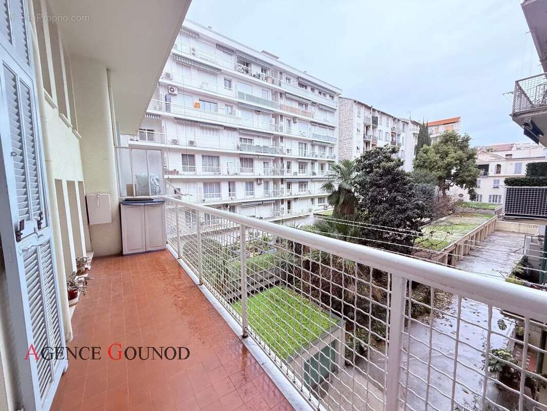 Appartement à NICE
