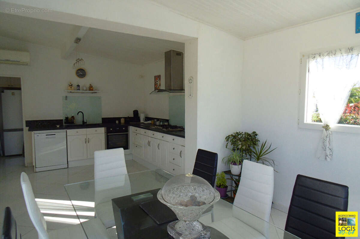 Maison à SAINT-LON-LES-MINES