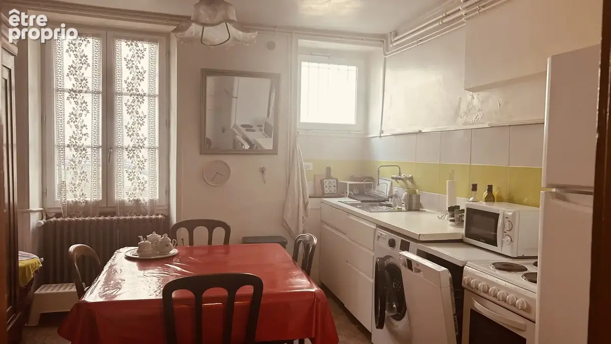 A VENDRE - Maison 5 pièces avec dépendances à Argenton-sur-Creuse centre-ville - photo 3