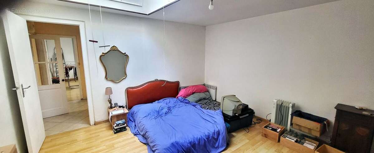 Maison à PESSAC-SUR-DORDOGNE