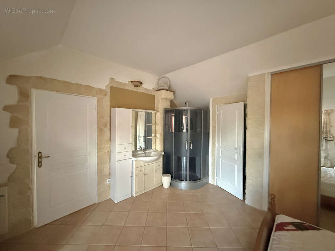Maison à LIMERAY