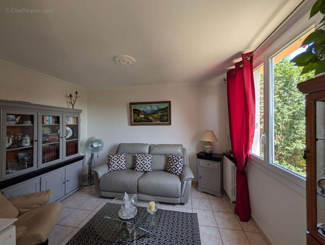 APPARTEMENT  4 PCS centre ville proche GARE - photo 6