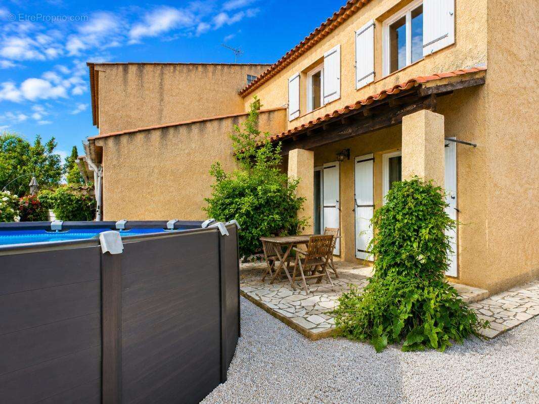 Maison à LA LONDE-LES-MAURES