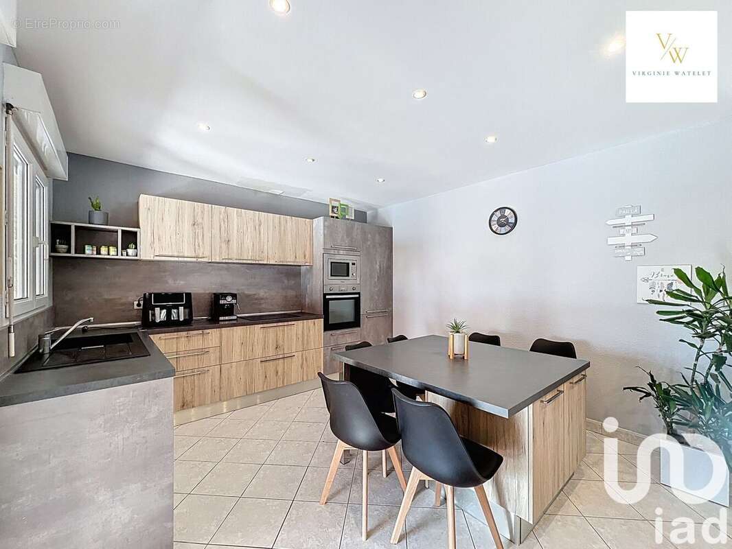 Photo 8 - Maison à JUVIGNAC