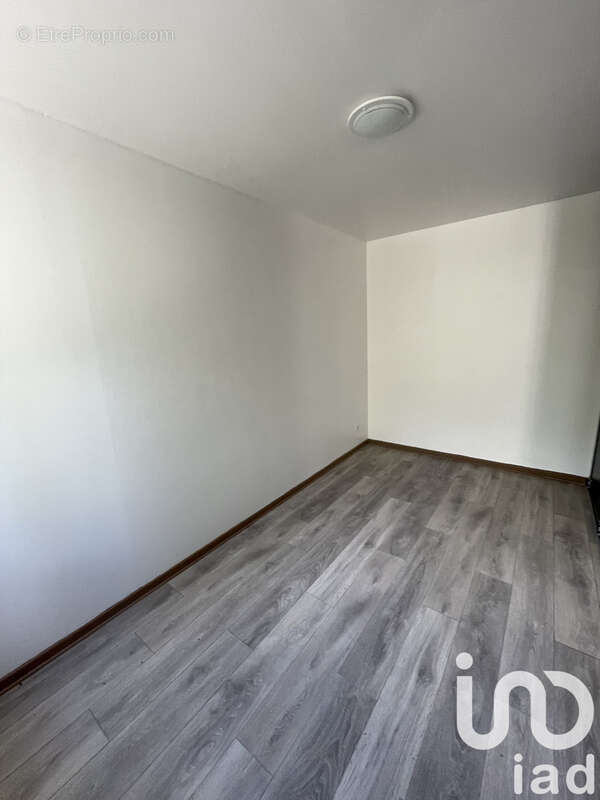 Photo 3 - Appartement à SAINT-MAXIMIN