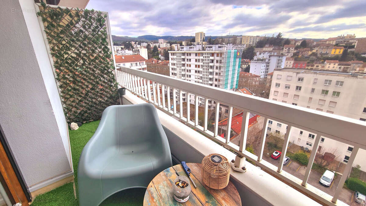 Appartement à SAINT-ETIENNE