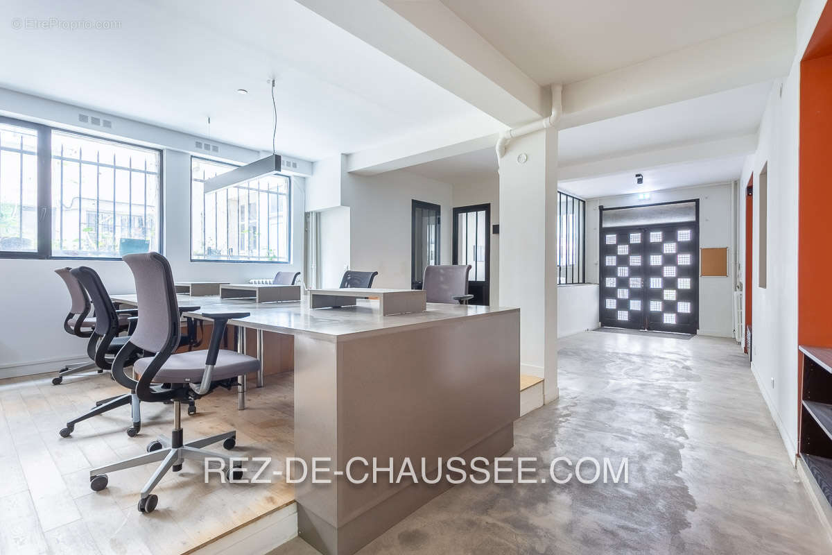Canal de l'ourcq bureaux type atelier - photo 2