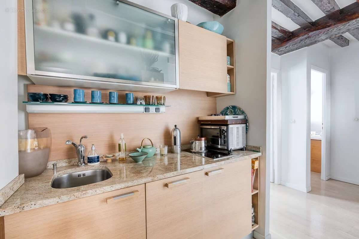 Appartement à PARIS-7E