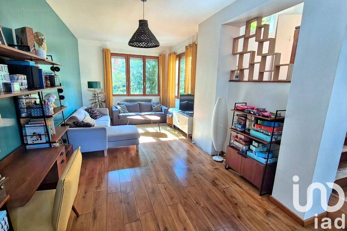 Photo 1 - Maison à NOISY-LE-SEC