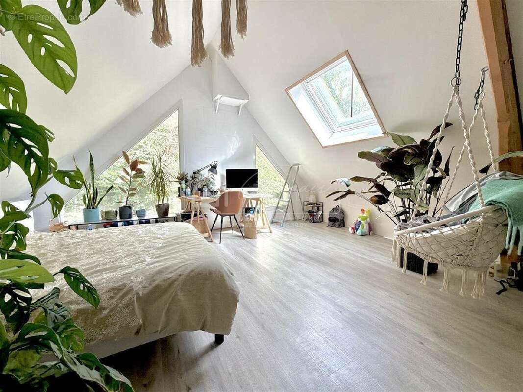 Maison à NOISY-SUR-ECOLE