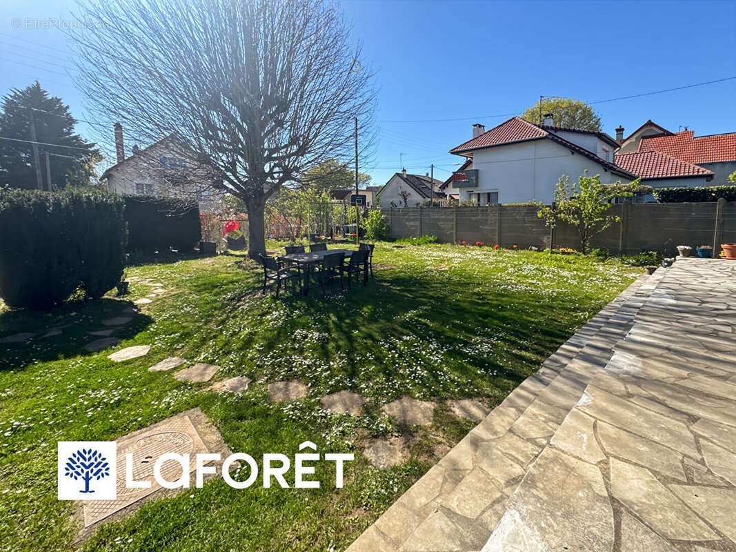 Maison à VILLEMOISSON-SUR-ORGE