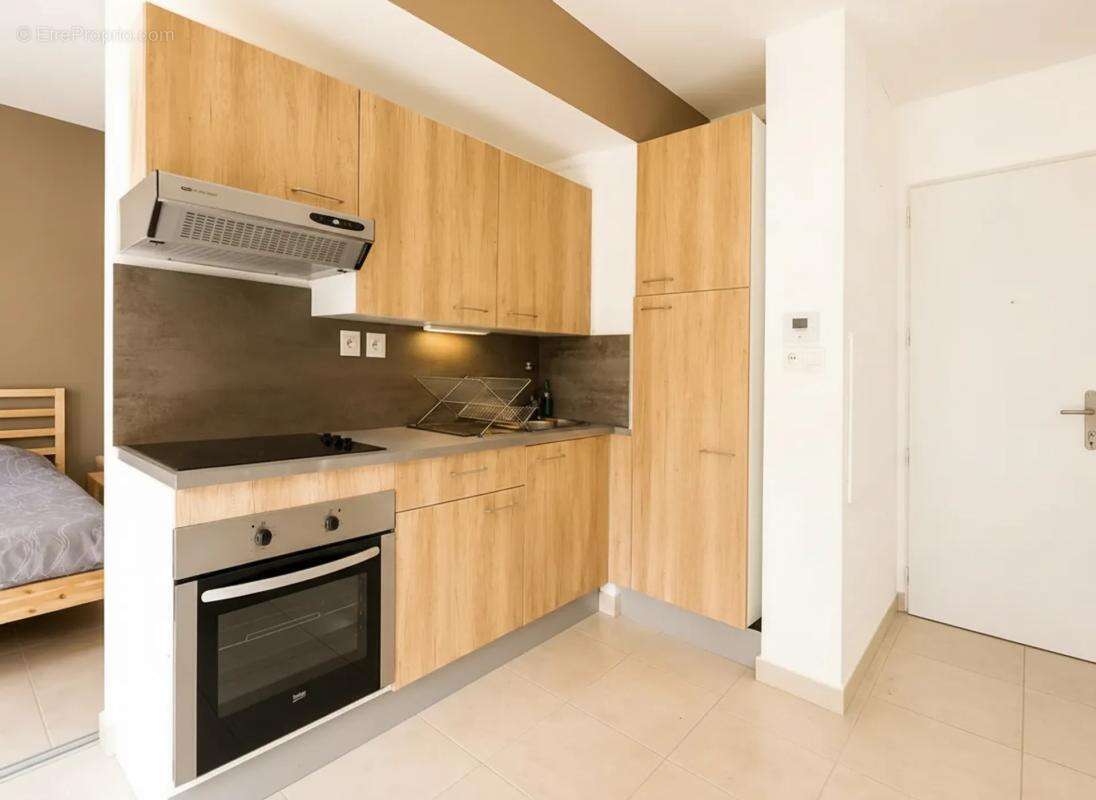 Superbe T2 de 31m2 avec jardin privatif et stationnement privé - photo 3