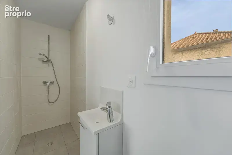 Maison à vendre 6 pièces SAINT GENIS POUILLY (01) - photo 9