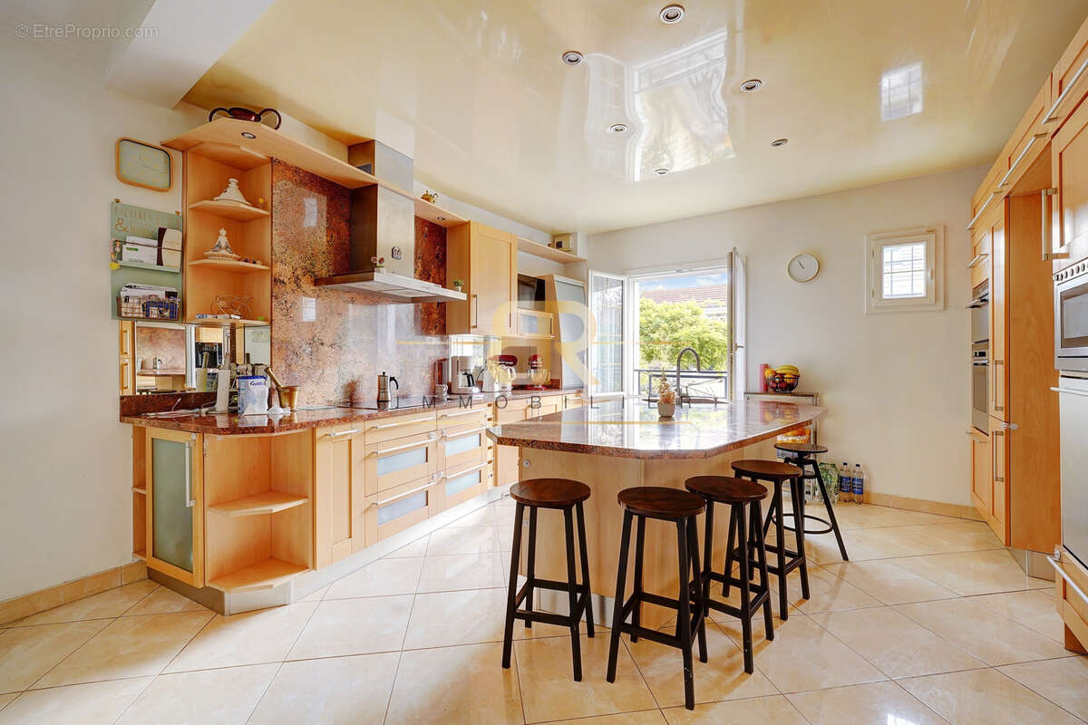 Maison à JOINVILLE-LE-PONT