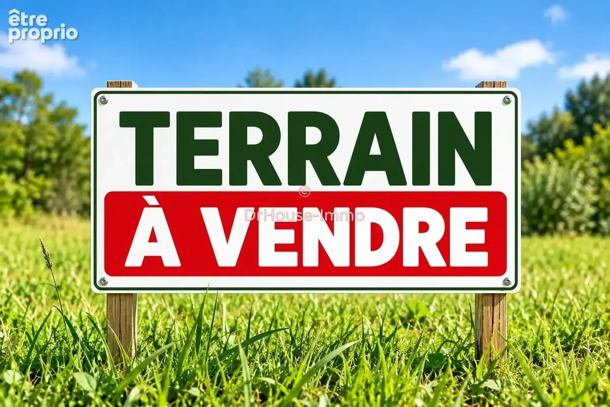Terrain à SAINTE-ANNE