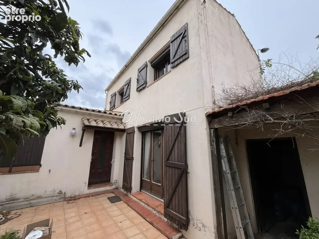 Maison en R+1 avec garage et extérieur - photo 2