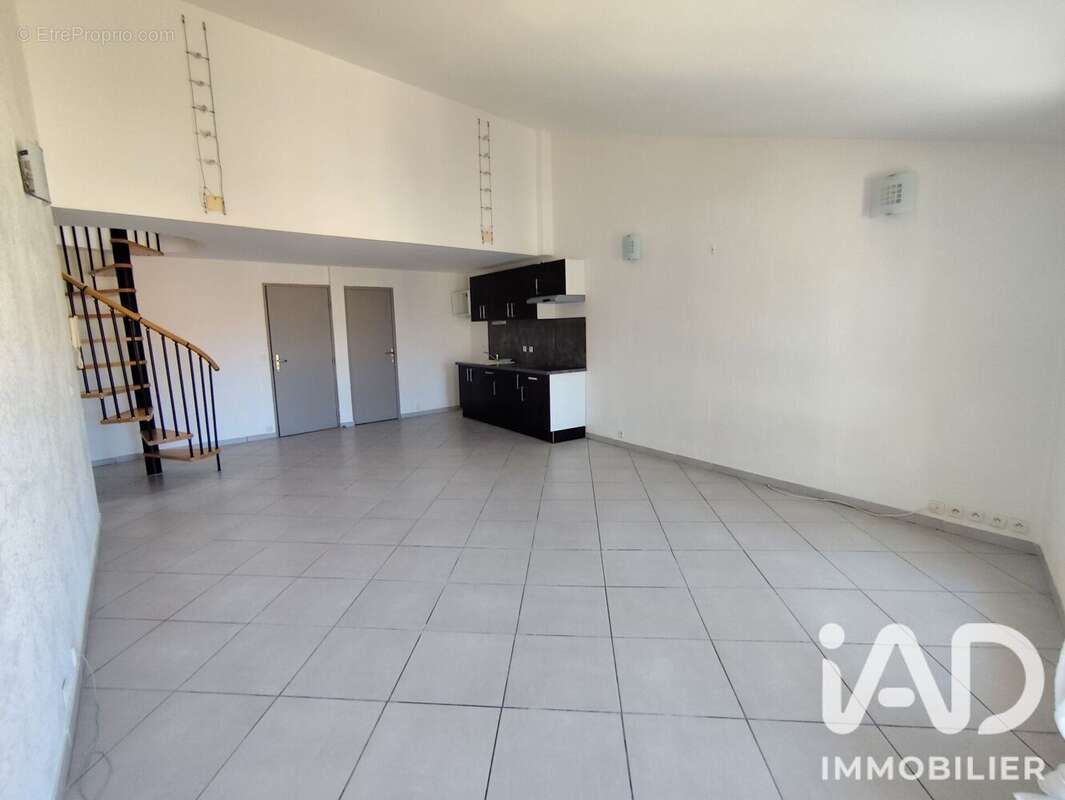 Photo 2 - Appartement à SALSES-LE-CHATEAU