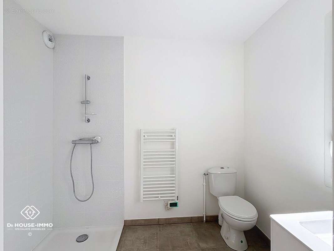 Maison 66 m² à Merignac  - photo 38