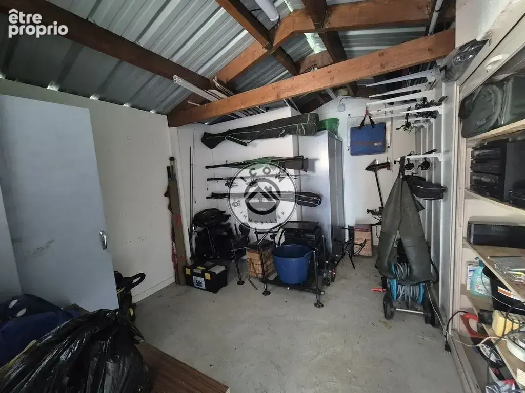 Étang avec chalet sur 1,6 hectare – Bien rare à 15 min de Maubeu - photo 7