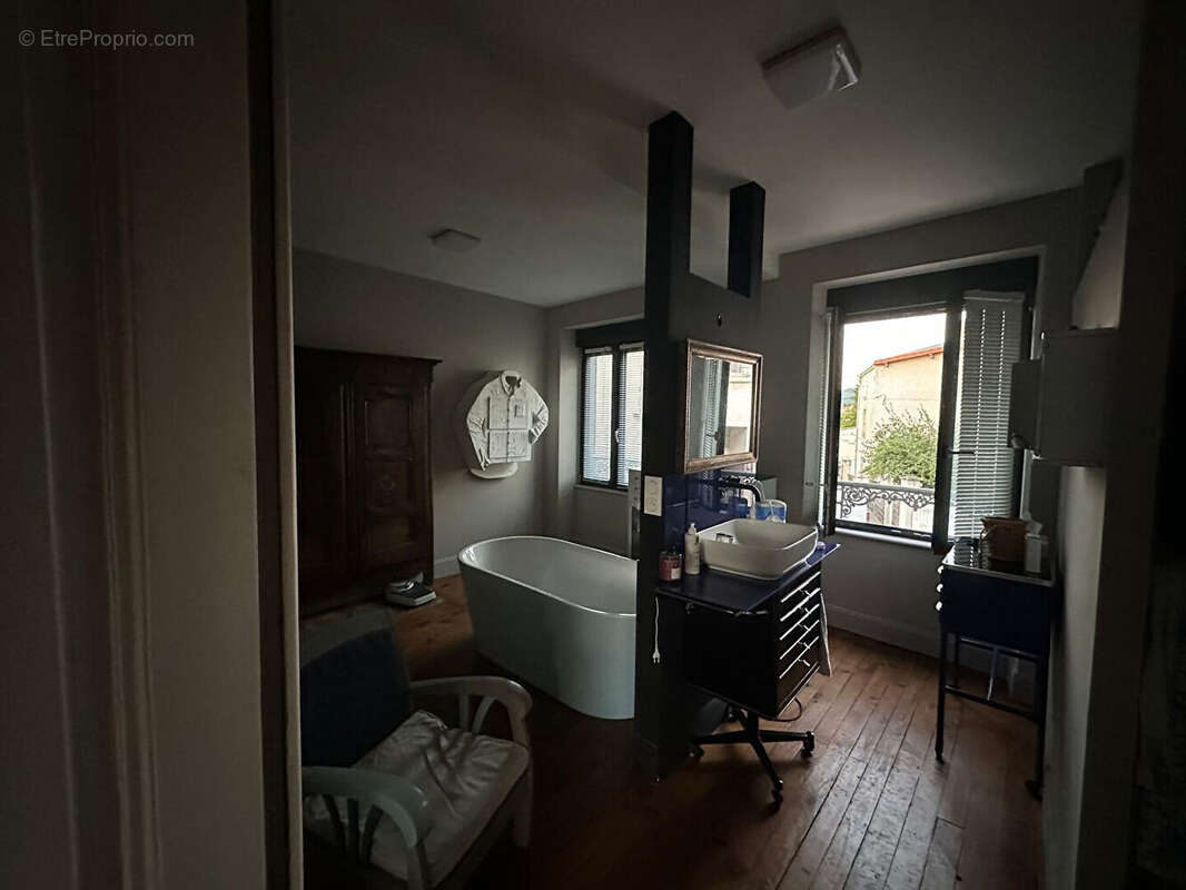 Vaste Maison bourgeoise de caractère Centre Cébazat - photo 11