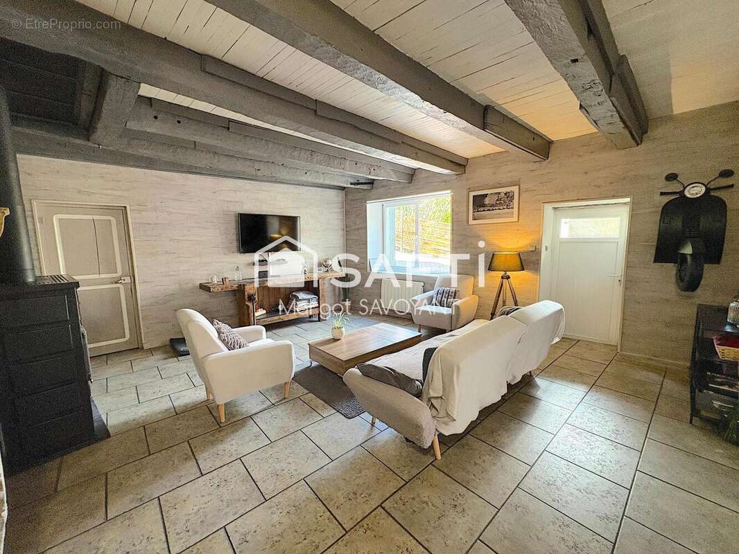Photo 3 - Maison à SAINT-GENIEZ-D'OLT