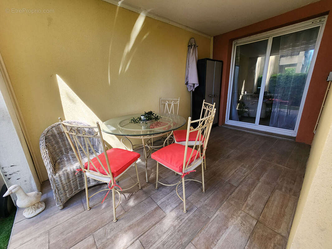 Appartement à L'ISLE-SUR-LA-SORGUE