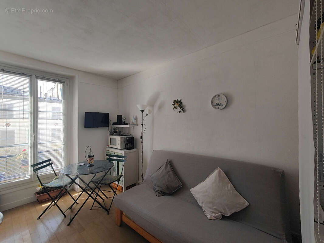 Appartement à PARIS-7E