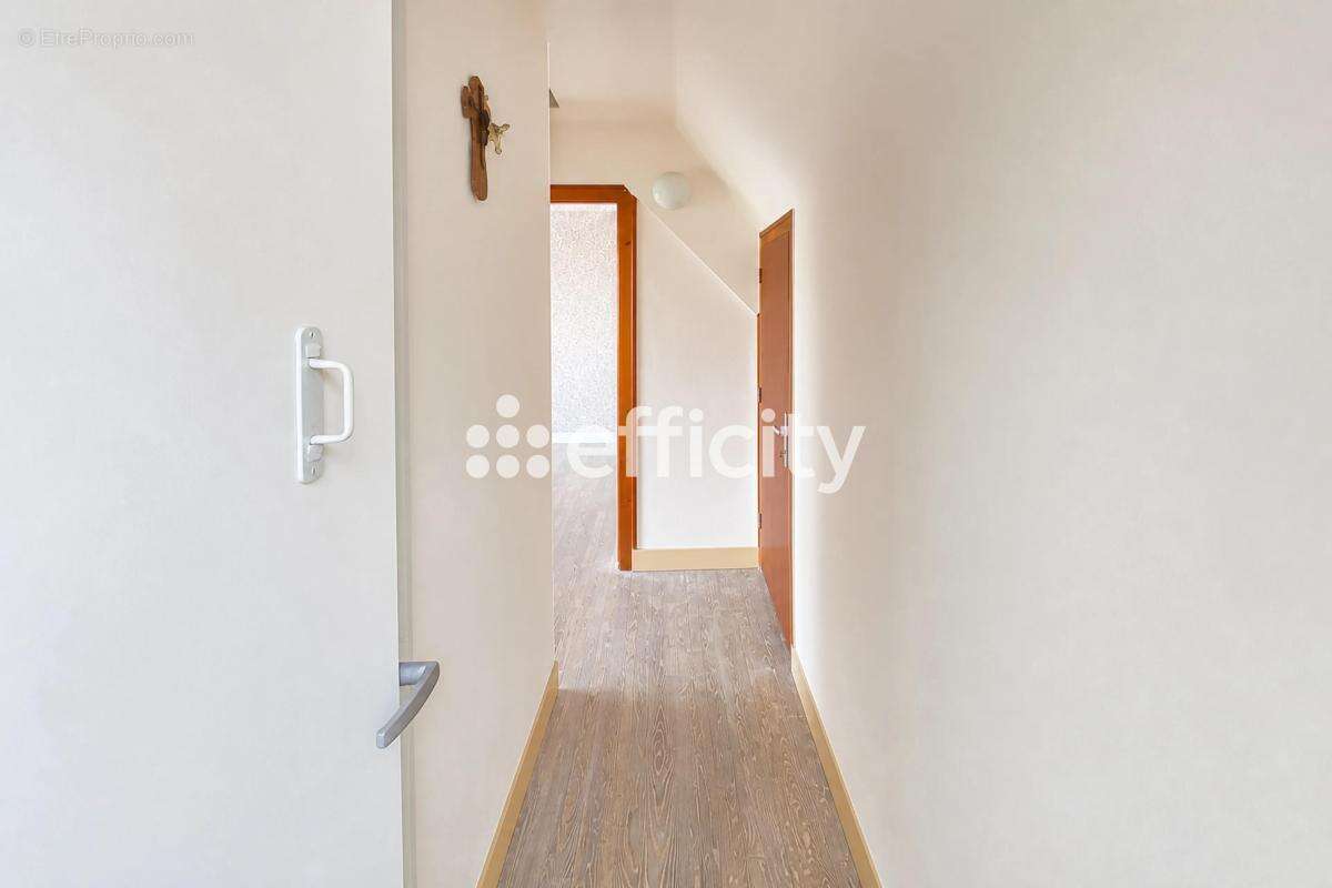Maison 84 m² à Ile-Aux-Moines  - photo 10